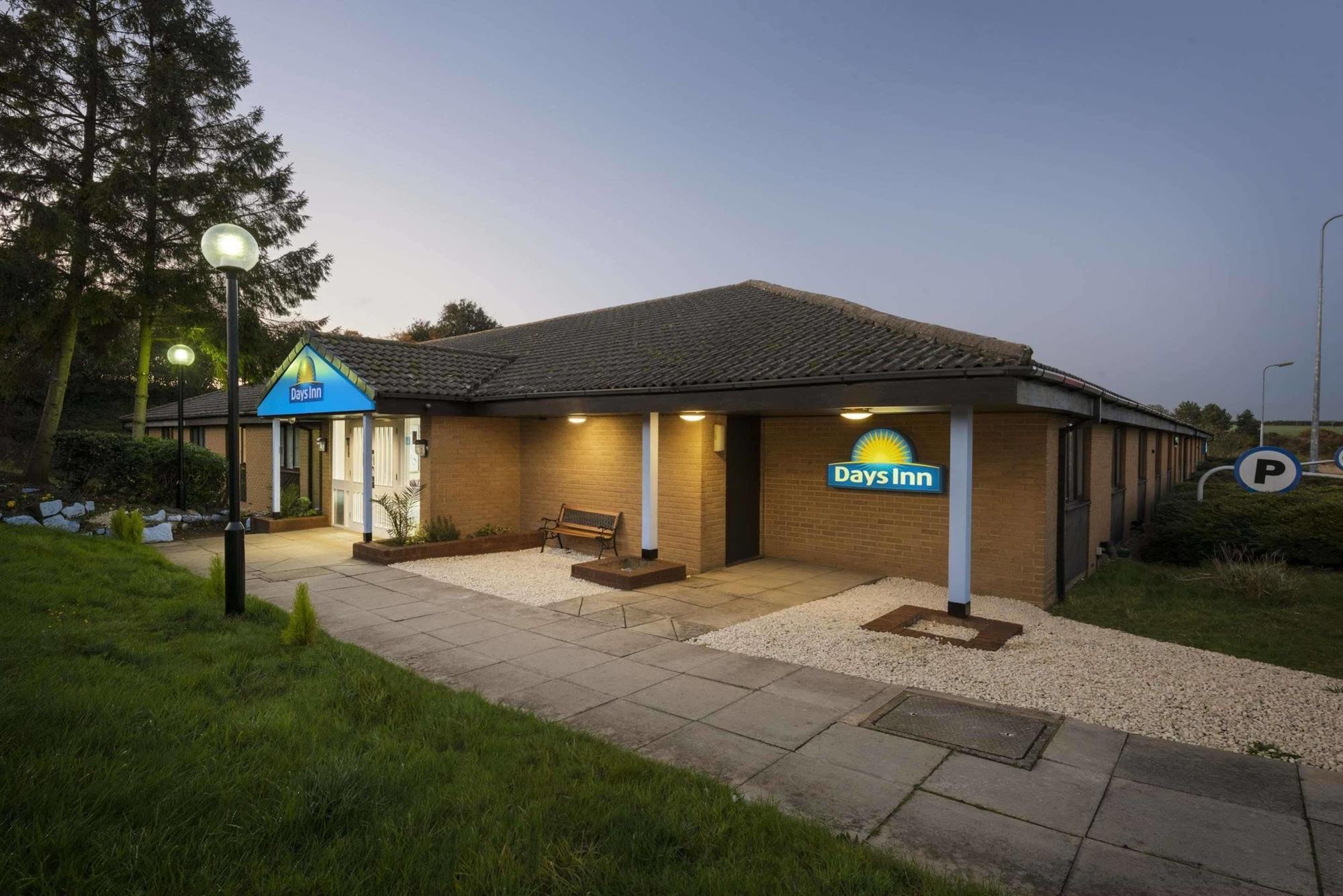 Days Inn Sutton Scotney North Dış mekan fotoğraf